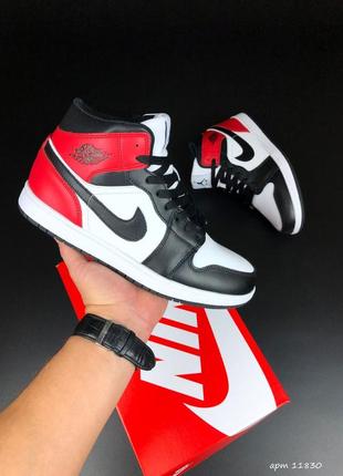 Зимние женские кроссовки nike air jordan 1 retro white black red fur мех1 фото