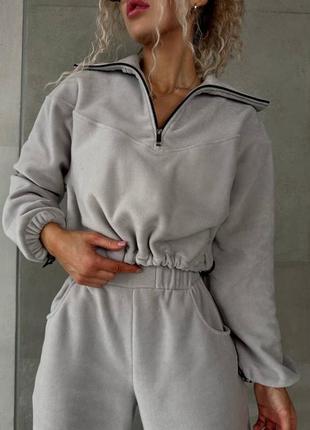 Жіночий стильний сірий спортивний костюм на флісі 2023 осінь зима