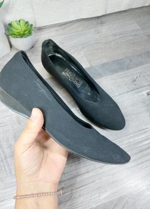 Туфлі жіночі salvatore ferragamo чорні1 фото