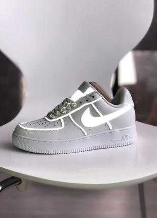 Шикарные кроссовки nike air force (рефлектив)