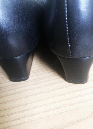 Черные туфли, натуральная кожа guaranteed john timpson.6 фото