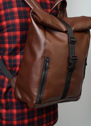 Чоловічий коричневий рюкзак рол, кожзам8 фото