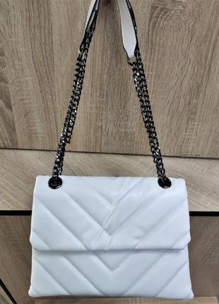 Сумка женская на цепочках стеганная белая 17*26*8 (турция)