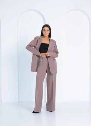 Женский брючный деловой костюм пастельного цвета капучино пиджак и брюки палаццо 48, 50