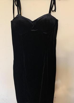 Платье бархатное
