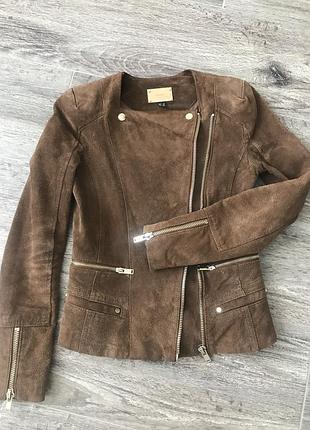 Замшева косуха mango