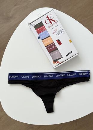 Бавовняні трусики стринги  calvin klein m