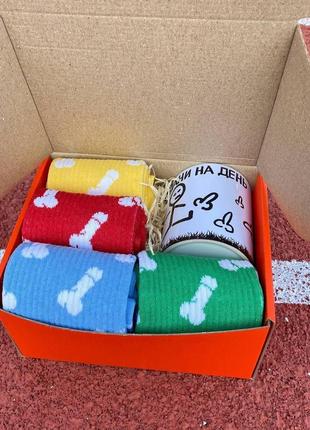 Подарунковий бокс для хлопця шкарпетки (8 пар) та кружка9 фото