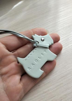 Брелок подвес radley 2