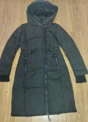 Пальто пуховик zara  розмір s  ідеальний стан