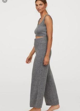 Сірий в'язаний топ майка серый вязаный топ h&m