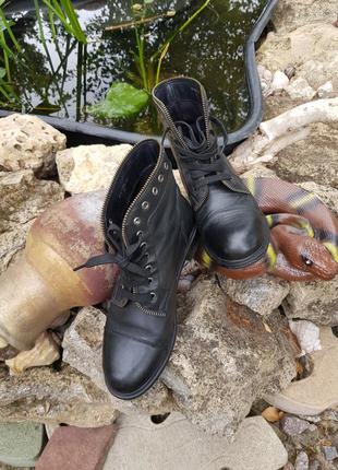 Ботинки ботинки сапоги кожа.