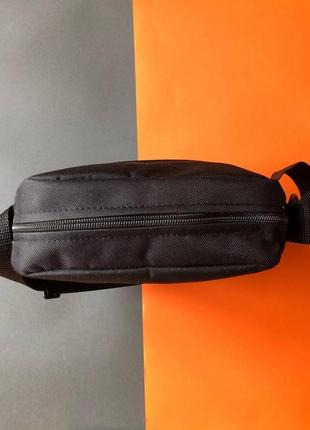 Сумка the north face чорного кольору / чоловіча спортивна сумка через плече tnf / барсетка the north face3 фото