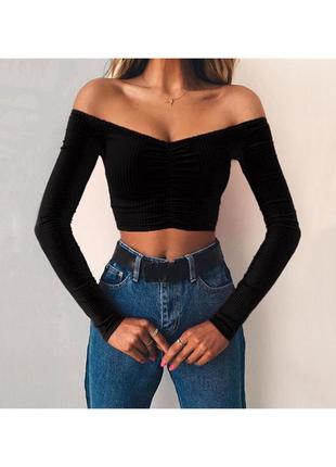 Яркий топ с длинными рукавами