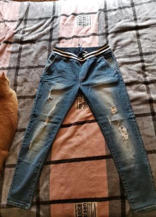 Джинси, штани