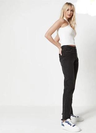 Темно сірі джинси моми з необробленим краєм missguided2 фото
