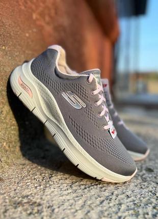 Неймовірно комфортні текстильні кросівки skechers /сша/