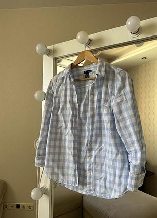 Голубая рубашка в клеточку