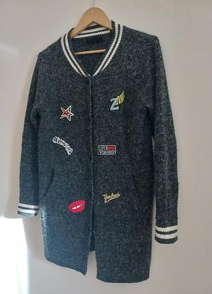 Подовжений, теплий бомбер