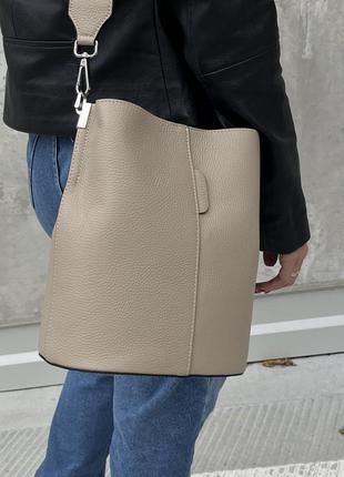 Жіноча сумка з натуральної шкіри