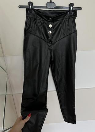 Стильні штани zara