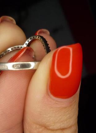 Серебрянное кольцо с черными фианитами5 фото