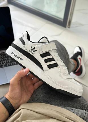 Кроссовки adidas forum