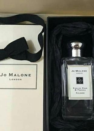 English pear & freesia 
jo malone london