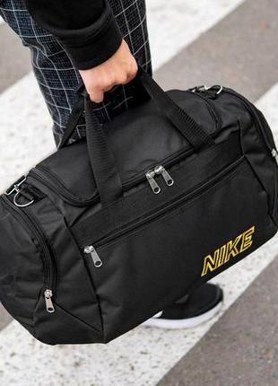 Чорна чоловіча спортивна сумка nike sol для тренувань і поїздок об'ємом 36 літрів5 фото