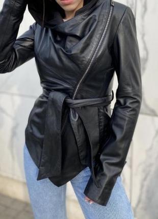 Женская кожаная куртка с капюшоном из натуральной кожи3 фото