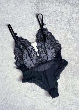 Неймовірне, спокусливе мереживне боді hunkemoller