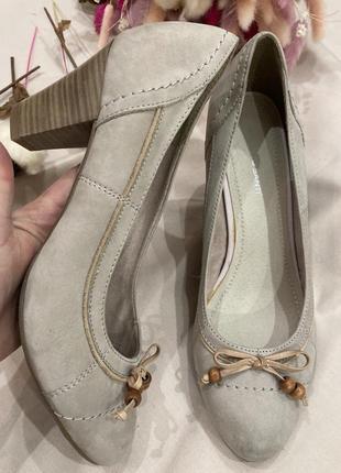 Італія шкіряні туфлi  в стилі zara clarks roberto santy4 фото