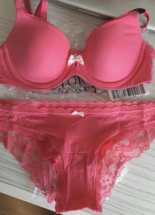 Комплект victoria’s secret бюстгальтер 34b (75b), трусики s. білизна вікторія сікрет