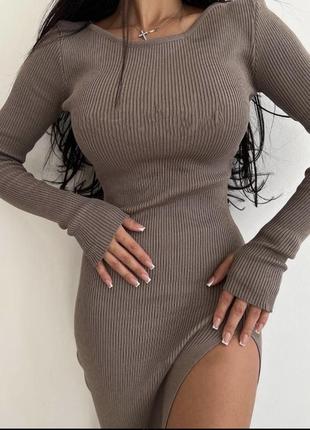 Сукня в рубчик