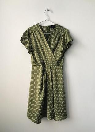 Фисташковое шелковое платье в горошек ax paris сатиновое платье на запах фисташкового цвета3 фото