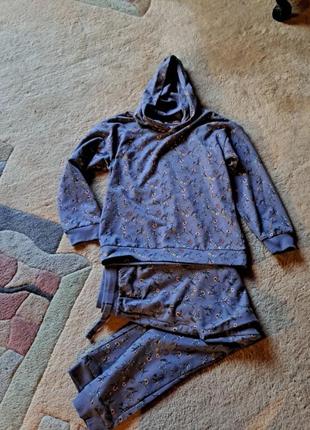 Костюм 140 sinsay