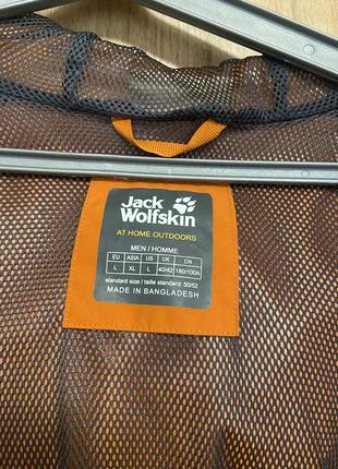 Продам ветровку jack wolfskin новая.2 фото