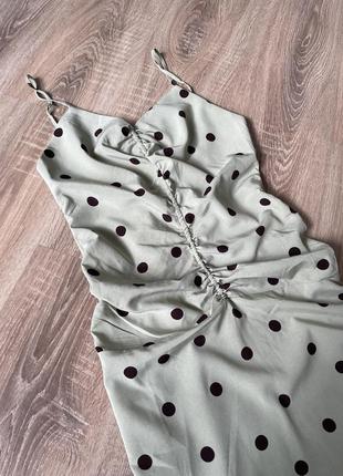 Новое шикарное платье миди в горох фисташкового цвета с рюшами на бретелях трендовая plt s/m10 фото