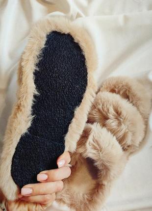 Тапочки, меховые тапочки, тапочки с преградками, домашние тапки для стильных девушек....