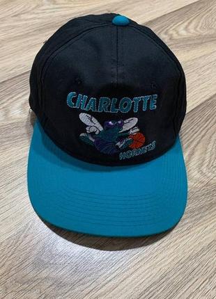 Кепка vintage charlotte hornets