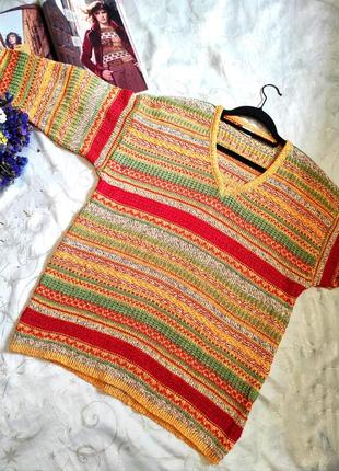 Яркий свитер в винтажном стиле3 фото