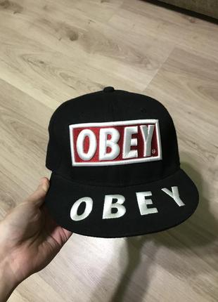 Бейсболка obey1 фото