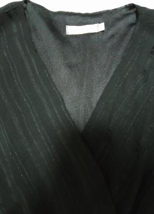 Черное платье в полоску на запах5 фото