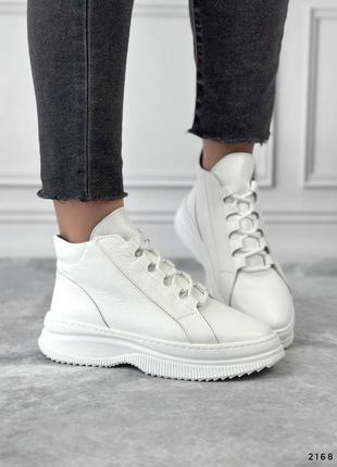 Белые демисезонные кроссовки кеды ботинки на высокой подошве утолщенной из натуральной кожи