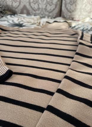 Трикотажный свитер в полоску5 фото