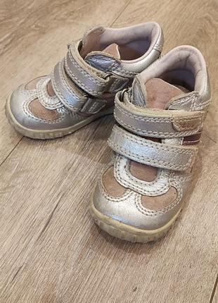 Осенние ботиночки ecco 21р