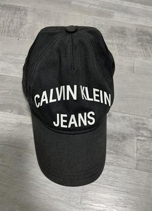 Кепка чорна оригінал calvin klein jeans