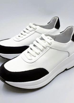Белые женские кожаные кроссовки с черными вставками весна-осень rori