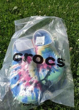 Crocs classic lined tie dye clog black/multi 46-47 30см новые оригинал кроксы8 фото