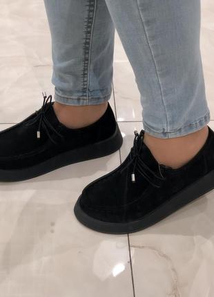 Жіночі замшеві туфлі на низькому ходу чорні мокасини зі шнурівкою 28449 mario muzi 2938